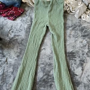 Green wide leg yoga pants